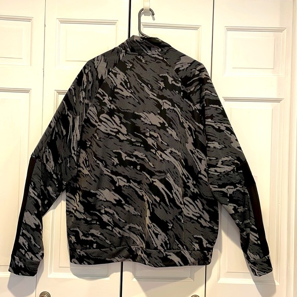 PUMA Men’s Contrast Jacket 2.0 Black and Gray sweatshirt zip up jacket size XXL - Picture 2 of 6